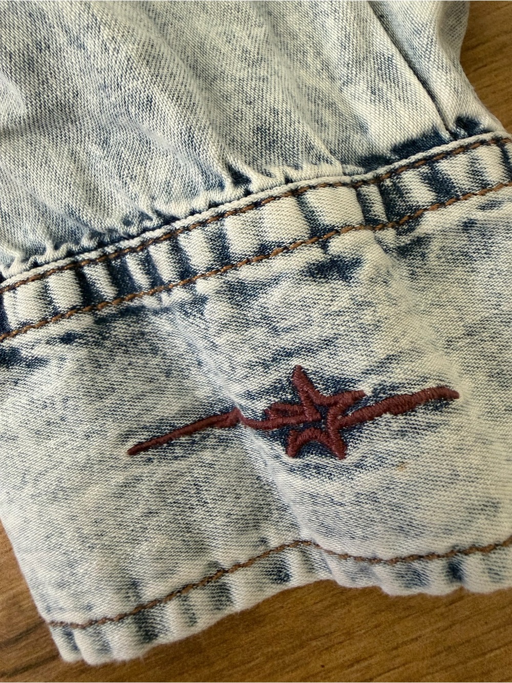 Ryan Michael Indigo Floral Embroidered Acid-Wash Grey Denim Snap Button Shirt - Picture 10 of 16